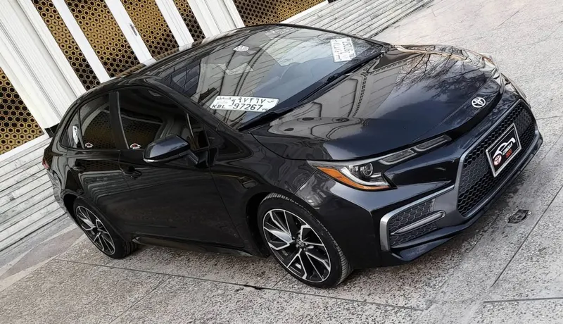 Toyota Corolla 2020 (2)
