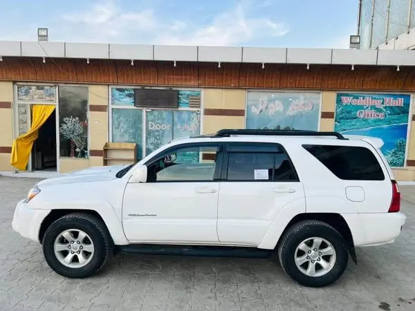 Toyota 4Runner Sport 2004 (1)
