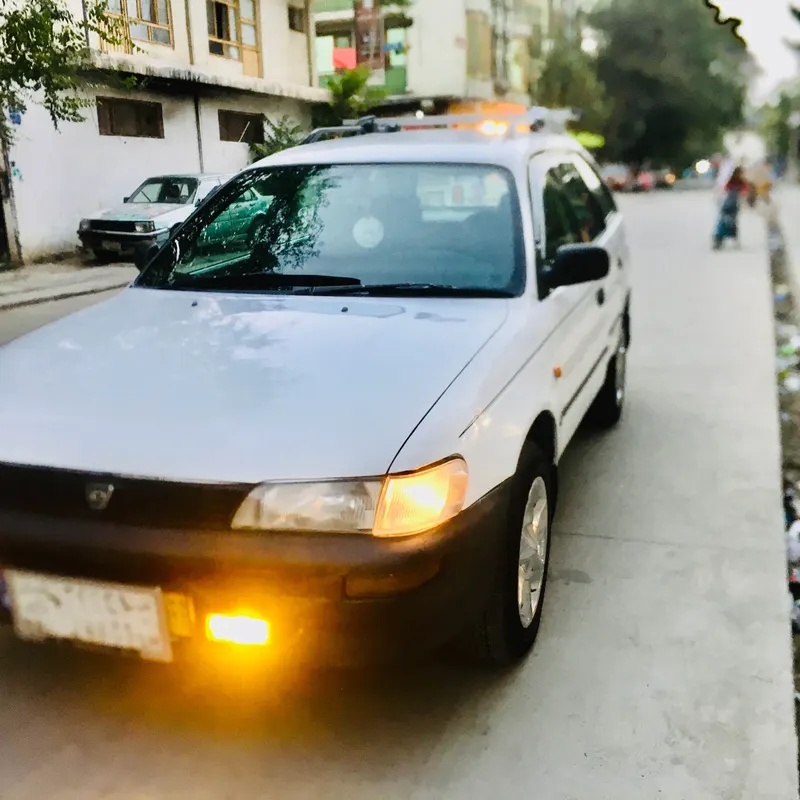 Toyota Fielder 1996 (2)