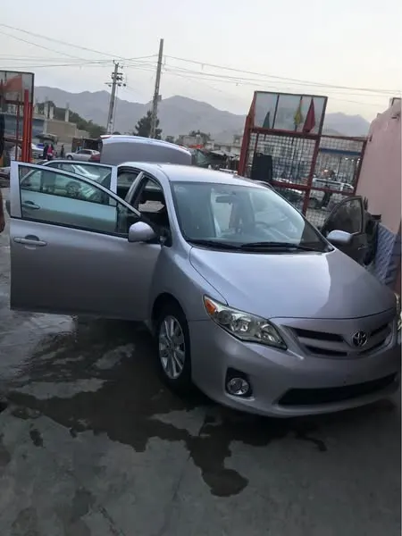 Toyota Corolla 2010 (2)