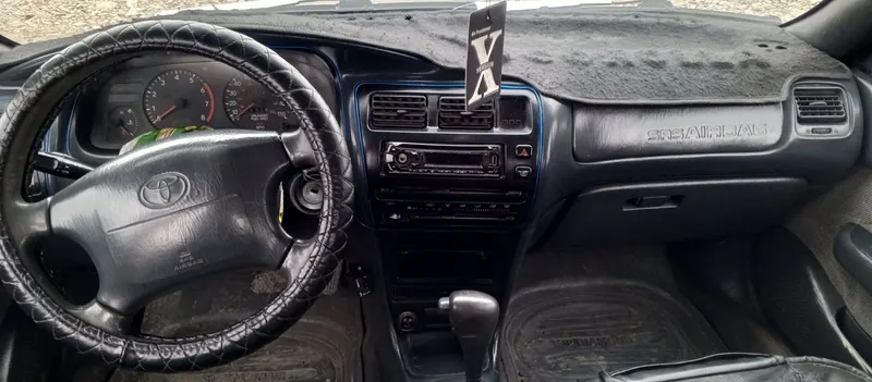 Toyota Corolla 1996 (4)
