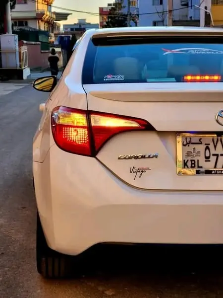 Toyota Corolla LE 2016 (3)