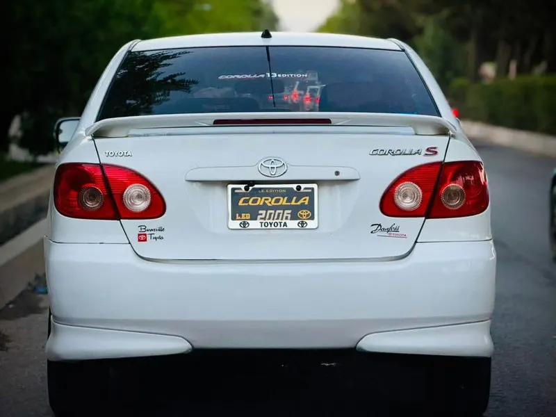 Toyota Corolla 2006 (3)