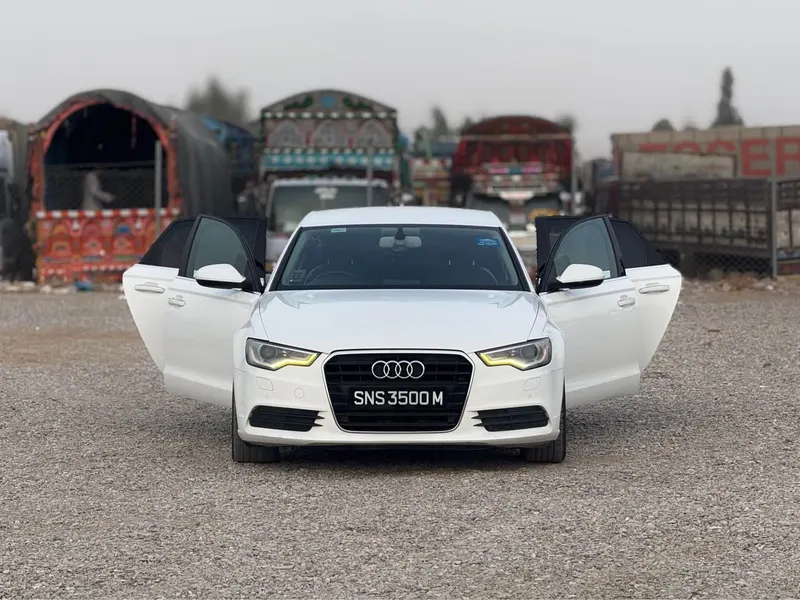 Audi A6 2015 (1)
