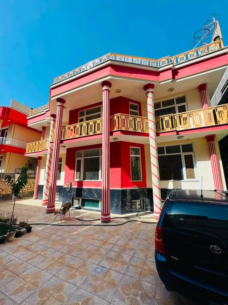 House in Kabul, Karte Char (2)