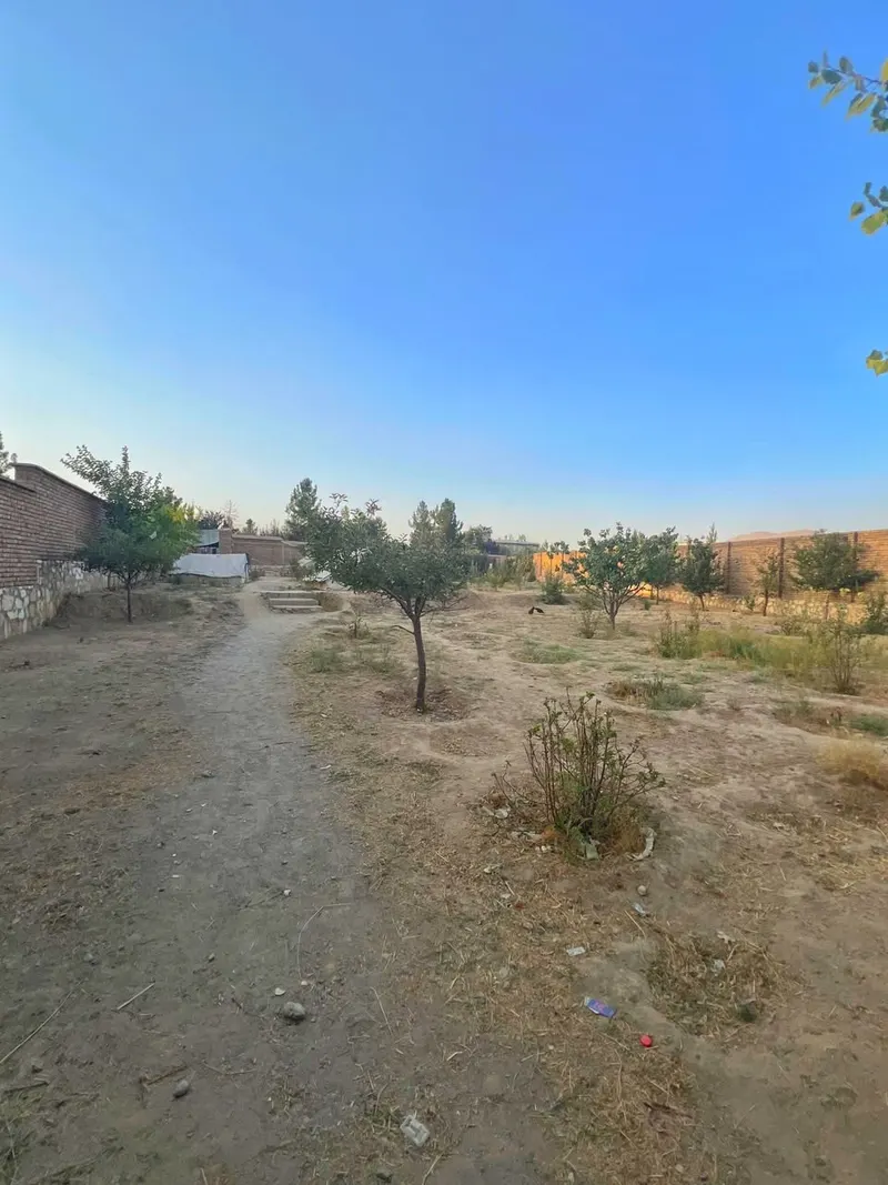 Walled land for sale, 1 jerib, Qargha Dam (2)