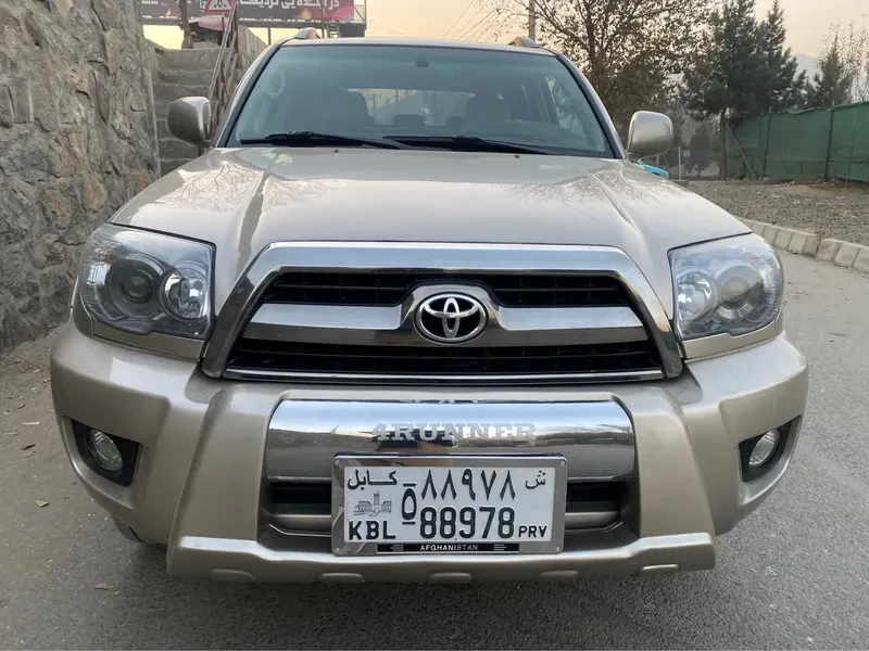 Toyota 4 Runner 2004 (2)