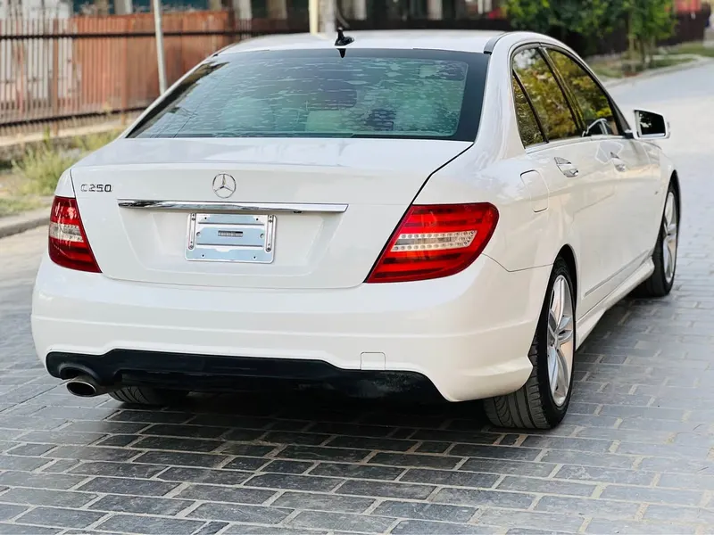 Mercedes-Benz 2014 (3)