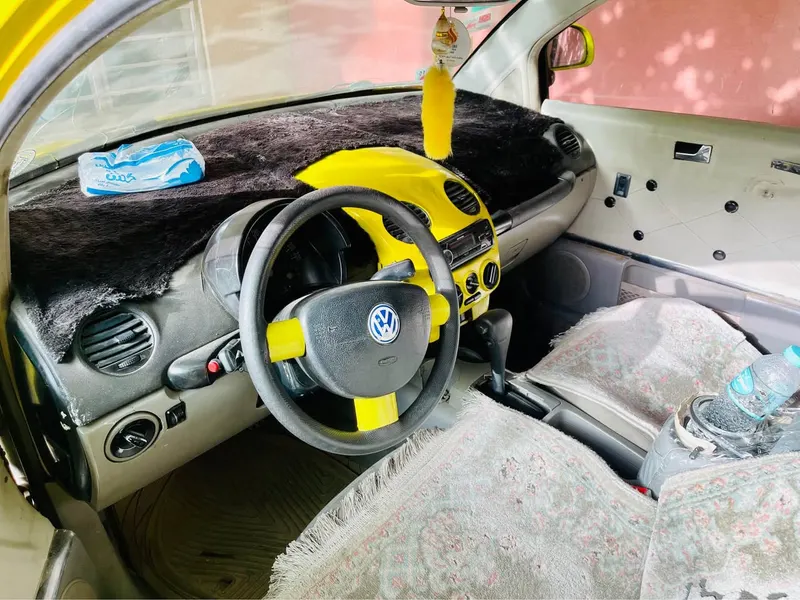 Volkswagen 2000 (3)