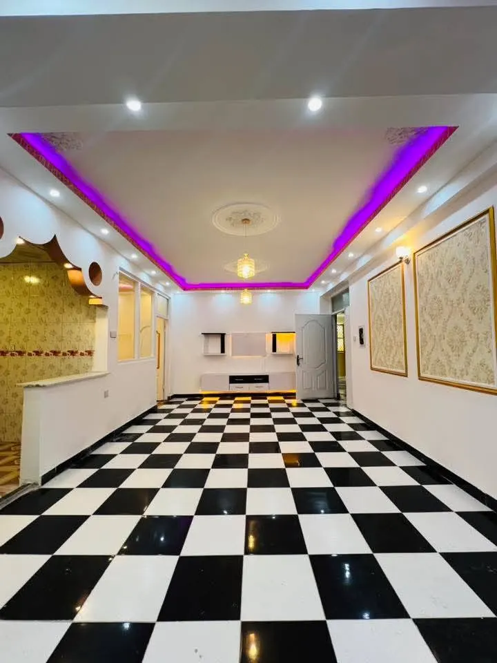 Apartment for sale, 3 rooms, 110 m², 1st floor, District 15 (1)