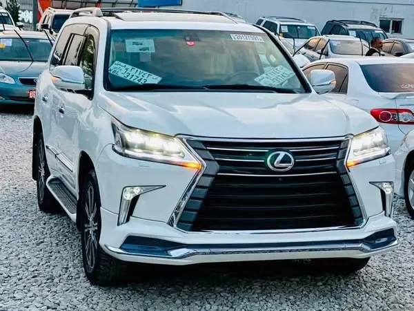 Lexus LX570 Sport 2010 (2)