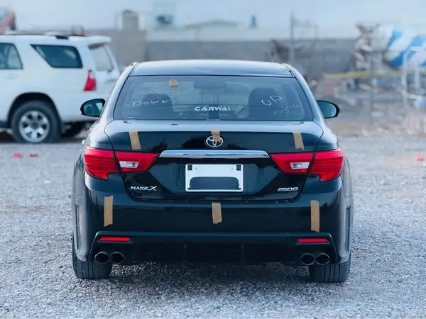 Toyota Mark X 2011 (3)
