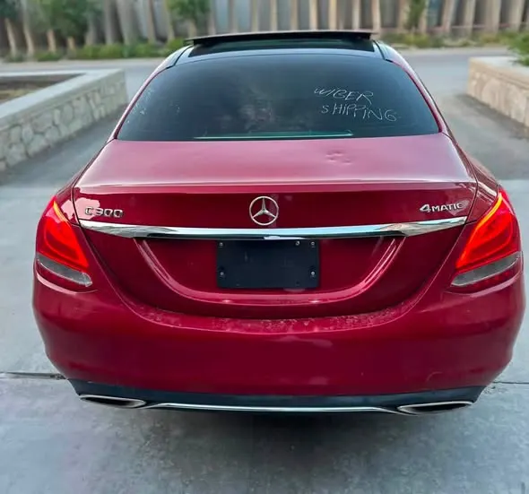 Mercedes-Benz 2016 (3)