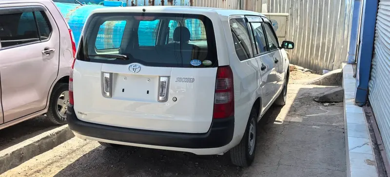 Toyota 2012 (2)