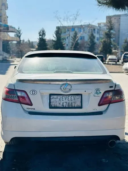 Toyota Camry 2010 (3)