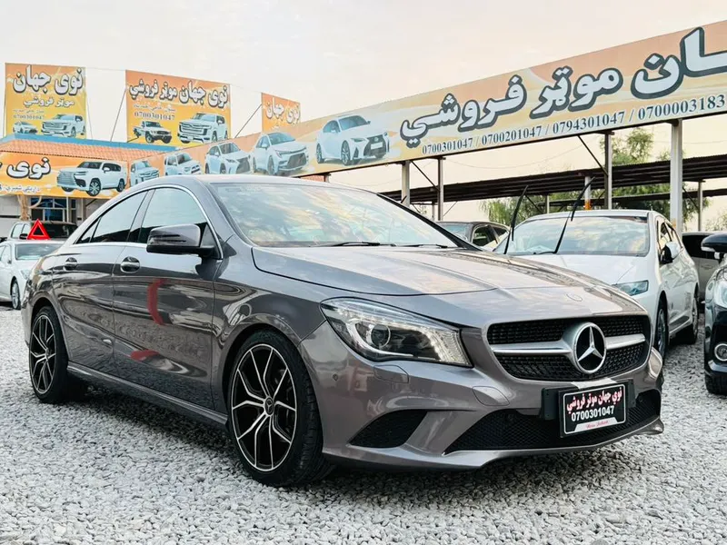 Mercedes-Benz 2016 (2)