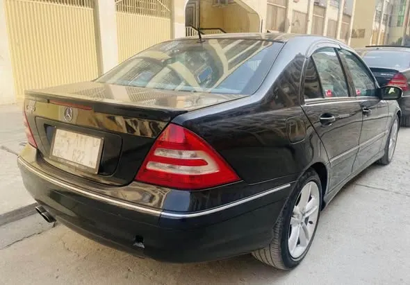 Mercedes-Benz 2006 (3)