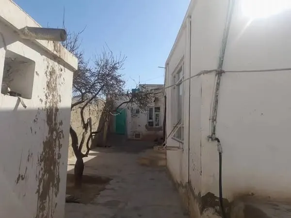 House for sale, 4 rooms, 200 m² (2)