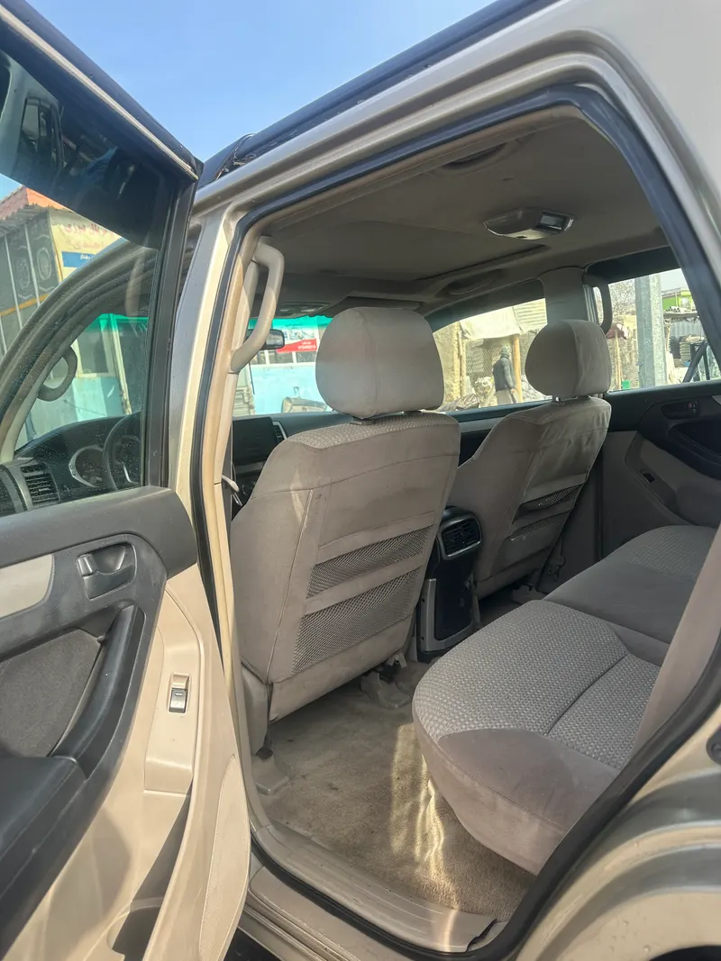 Toyota 4Runner 2004 (5)