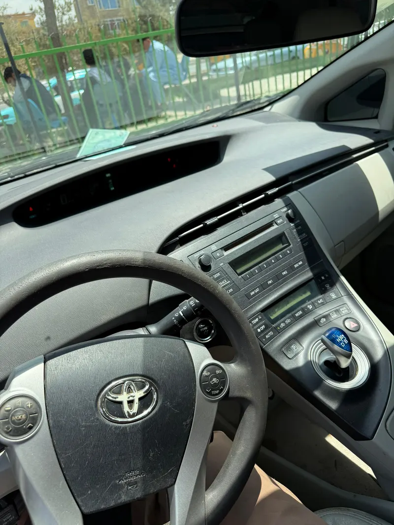 Toyota Prius (7)
