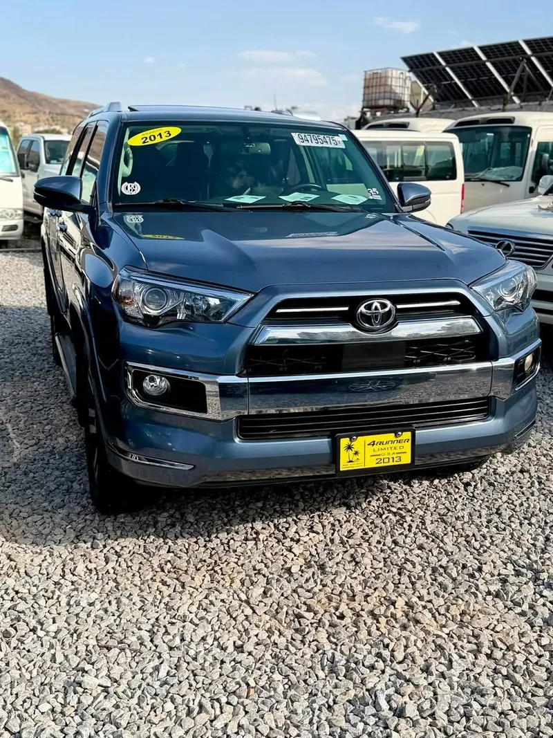 Toyota 4Runner 2013 (2)