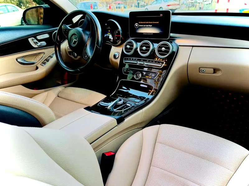 Mercedes-Benz 2016 (5)