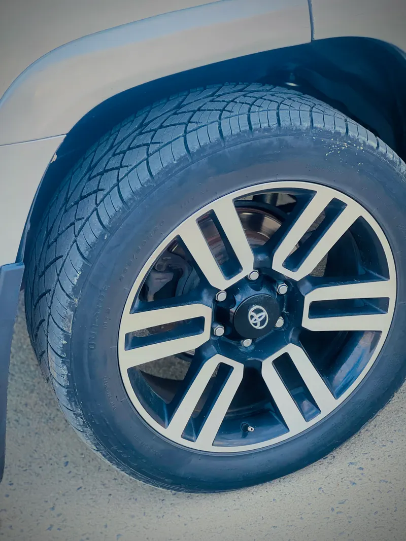 Toyota 4Runner SR5 2011 (7)