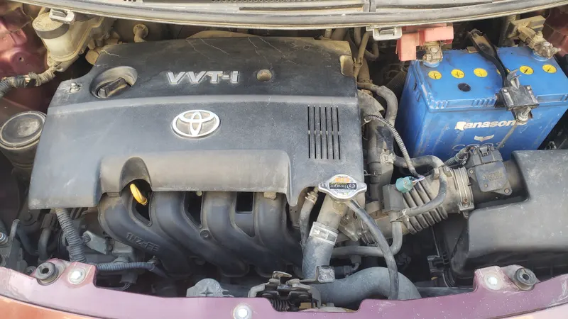 Toyota Vitz 2007 (3)