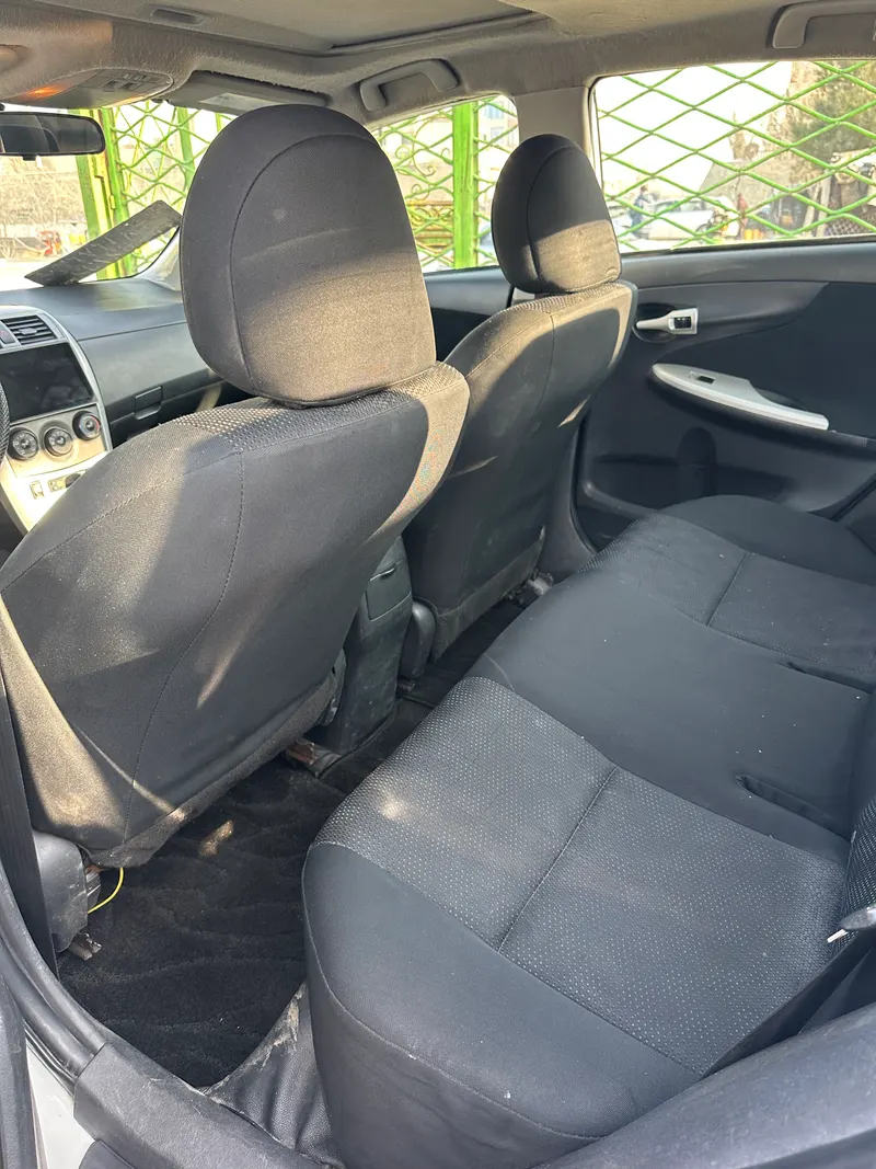 Toyota corolla 2010 (6)