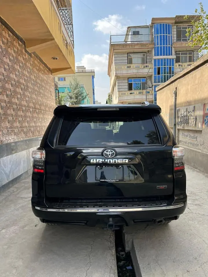 Toyota 4 Runner 2014 (3)