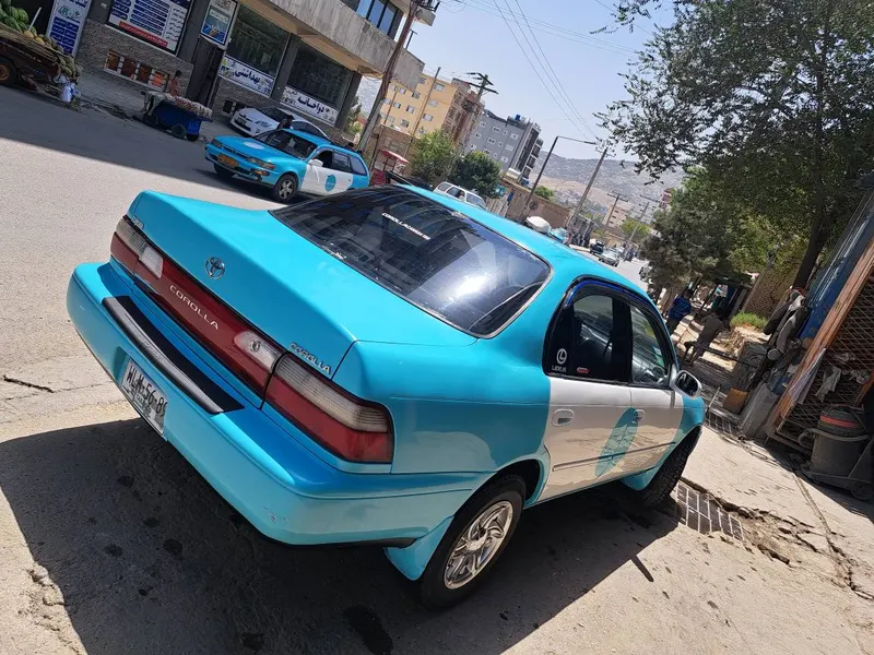 Toyota Corolla 1996 (2)