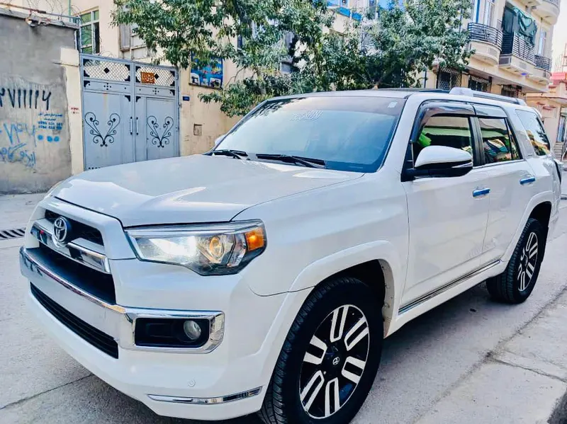 Toyota 4 Runner 2018 (1)
