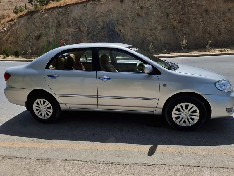 Toyota Corolla 2004 (2)