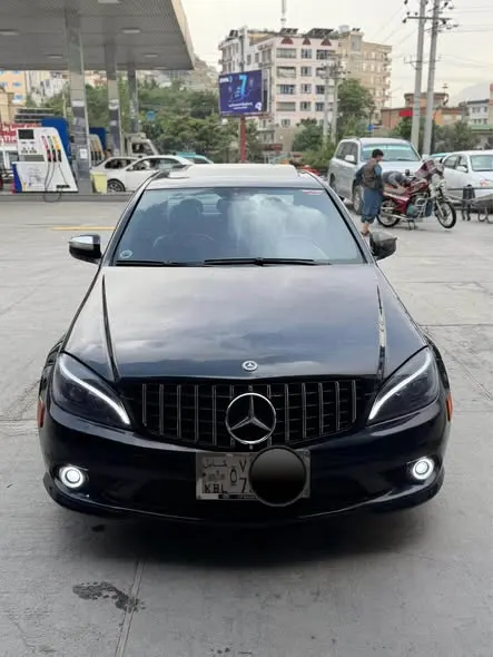 Mercedes-Benz 2018 (1)