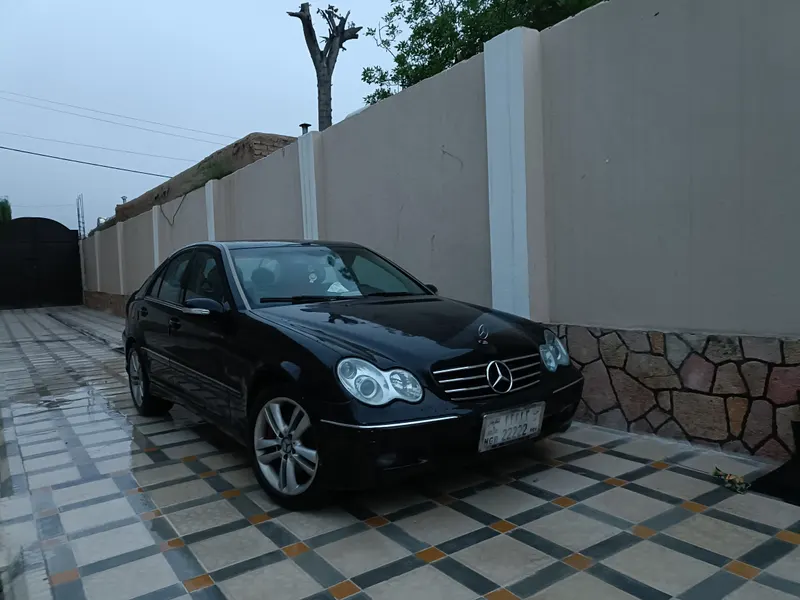 Mercedes-Benz 2005 (6)