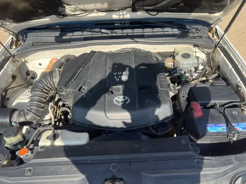 Toyota 4Runner Sport 2004 (8)