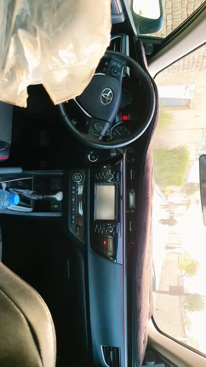 Toyota Corolla 2016 (4)
