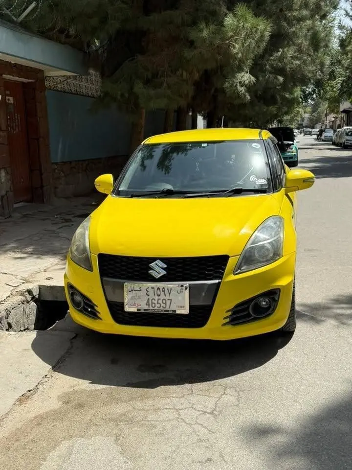 Suzuki Swift TRD 2013 (2)