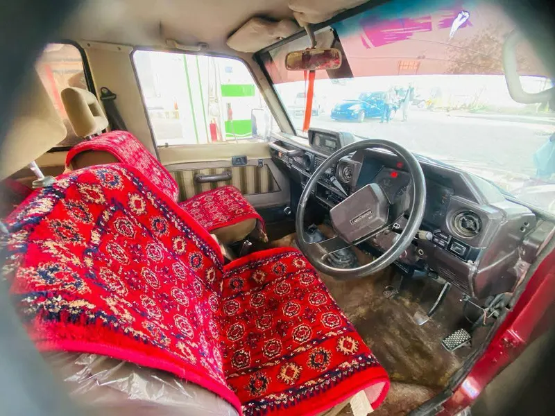 Toyota Land Cruiser 1996 (4)