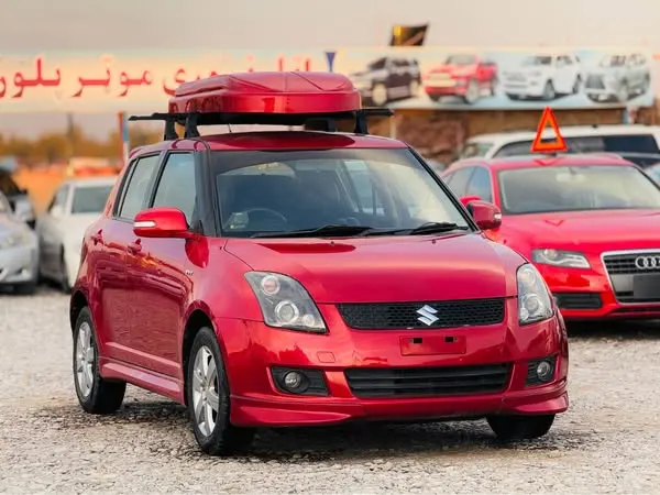 Suzuki Swift 2010 (2)
