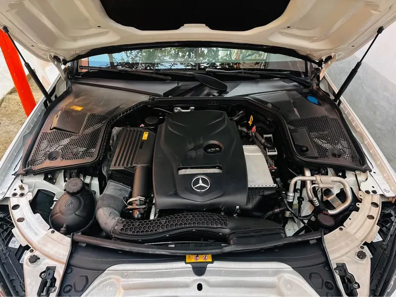 Mercedes-Benz C300 2016 (3)