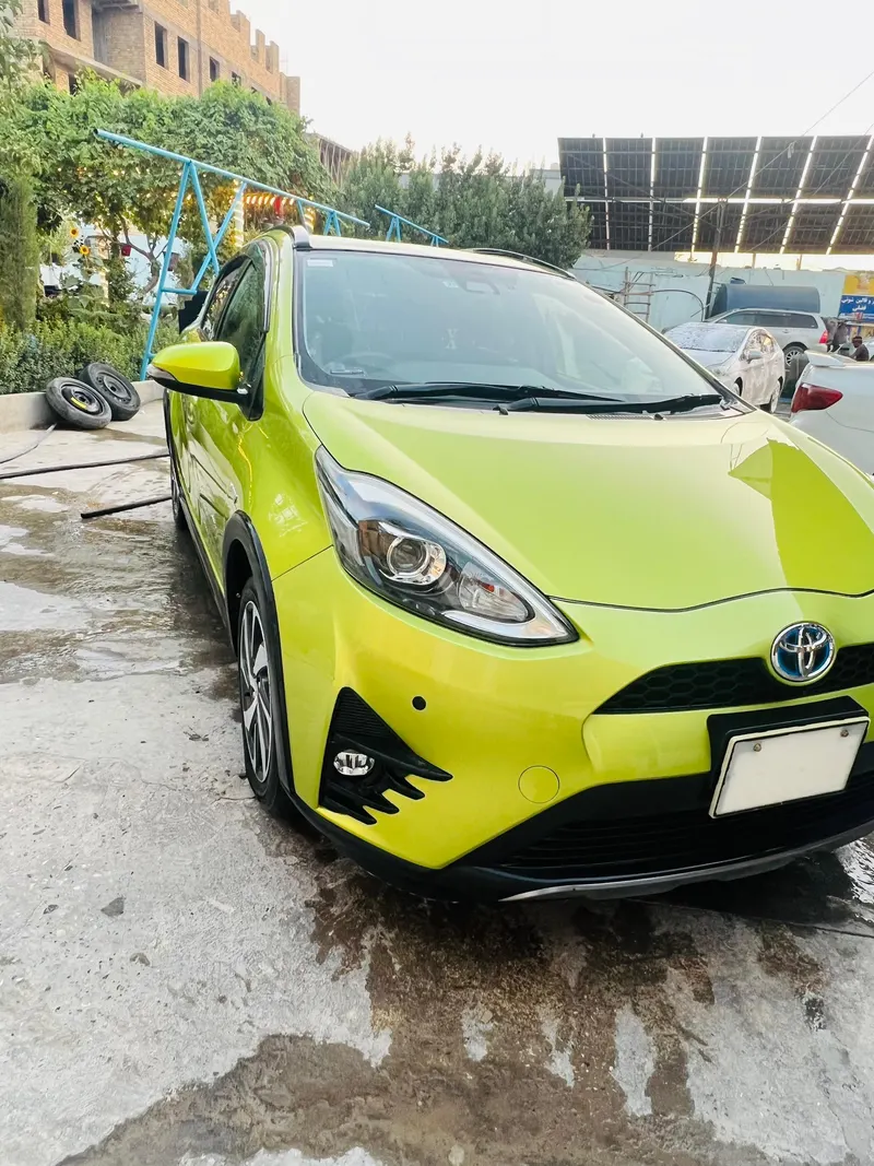 Toyota Aqua 2018 (3)