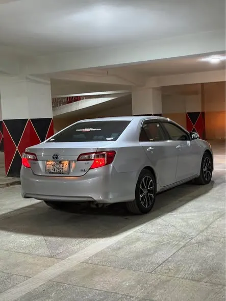 Toyota Camry Hybrid 2012 (3)