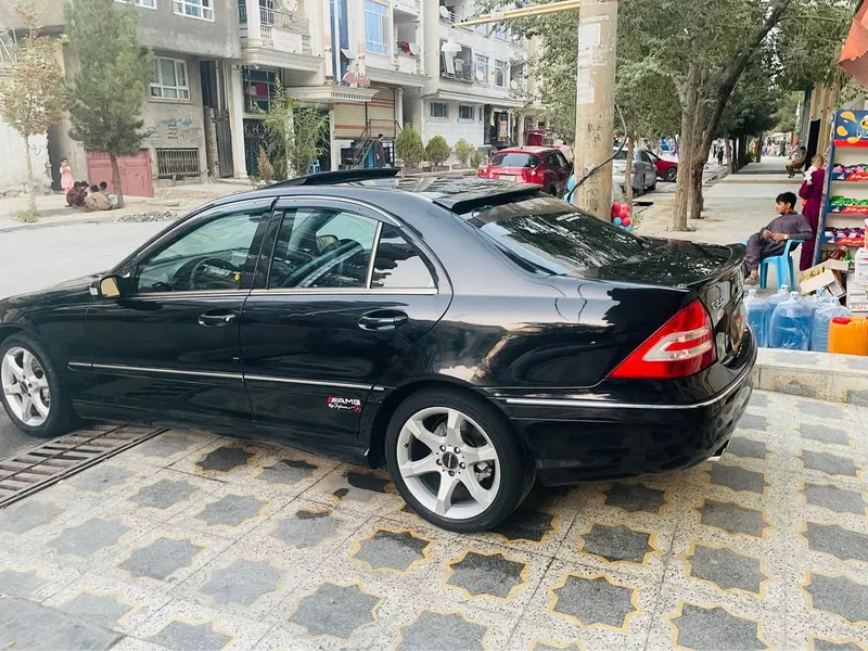 Mercedes-Benz 2007 (3)