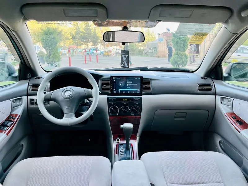 Toyota Corolla 2005 (4)