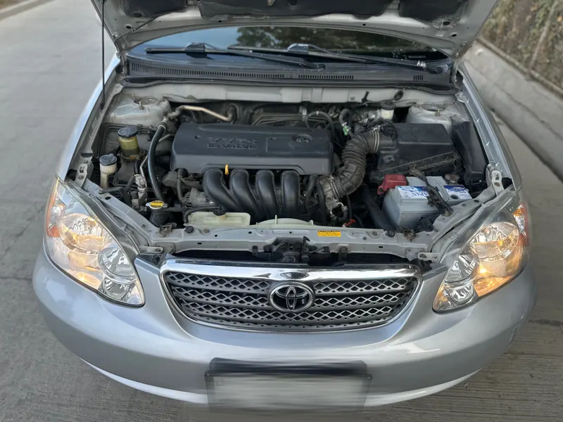 Toyota Corolla 2005 (4)