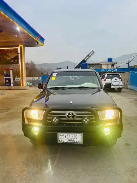 Toyota Land Cruiser 1999 (2)