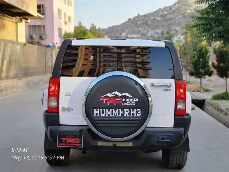 Hummer H3 2006 (3)