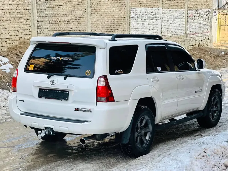 Toyota 4Runner (3)