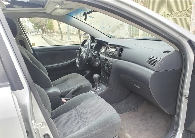 Toyota corolla 2005 (4)